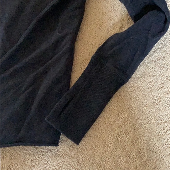Lulu lemon sweatshirt - Picture 3 of 5